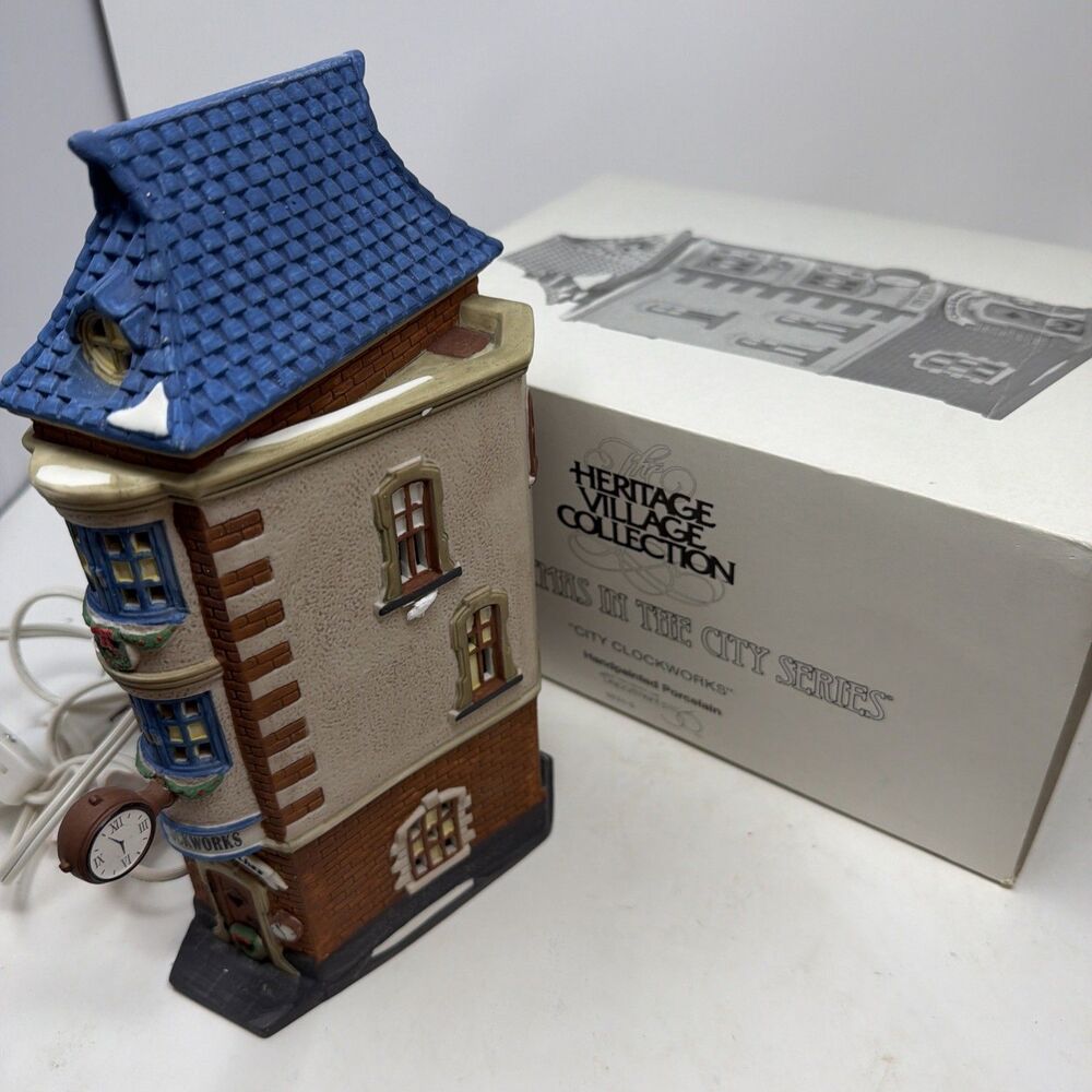 Department 56 Christmas in the City Series City Clockworks Heritage Village 1992